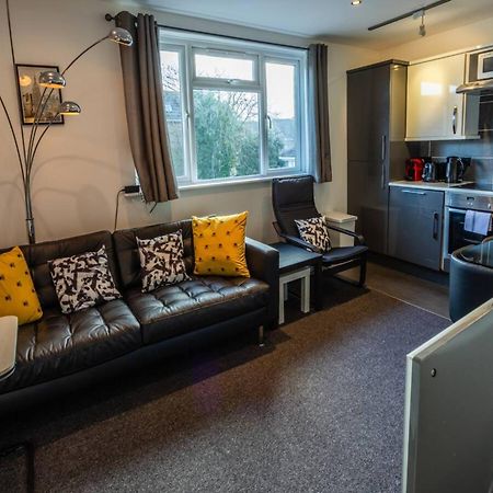 Newly Renovated Ideally Situated 2 Bedroom Flat Bournemouth Buitenkant foto
