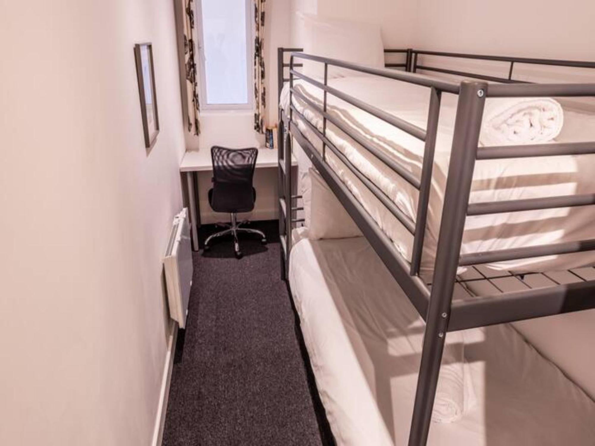 Newly Renovated Ideally Situated 2 Bedroom Flat Bournemouth Buitenkant foto