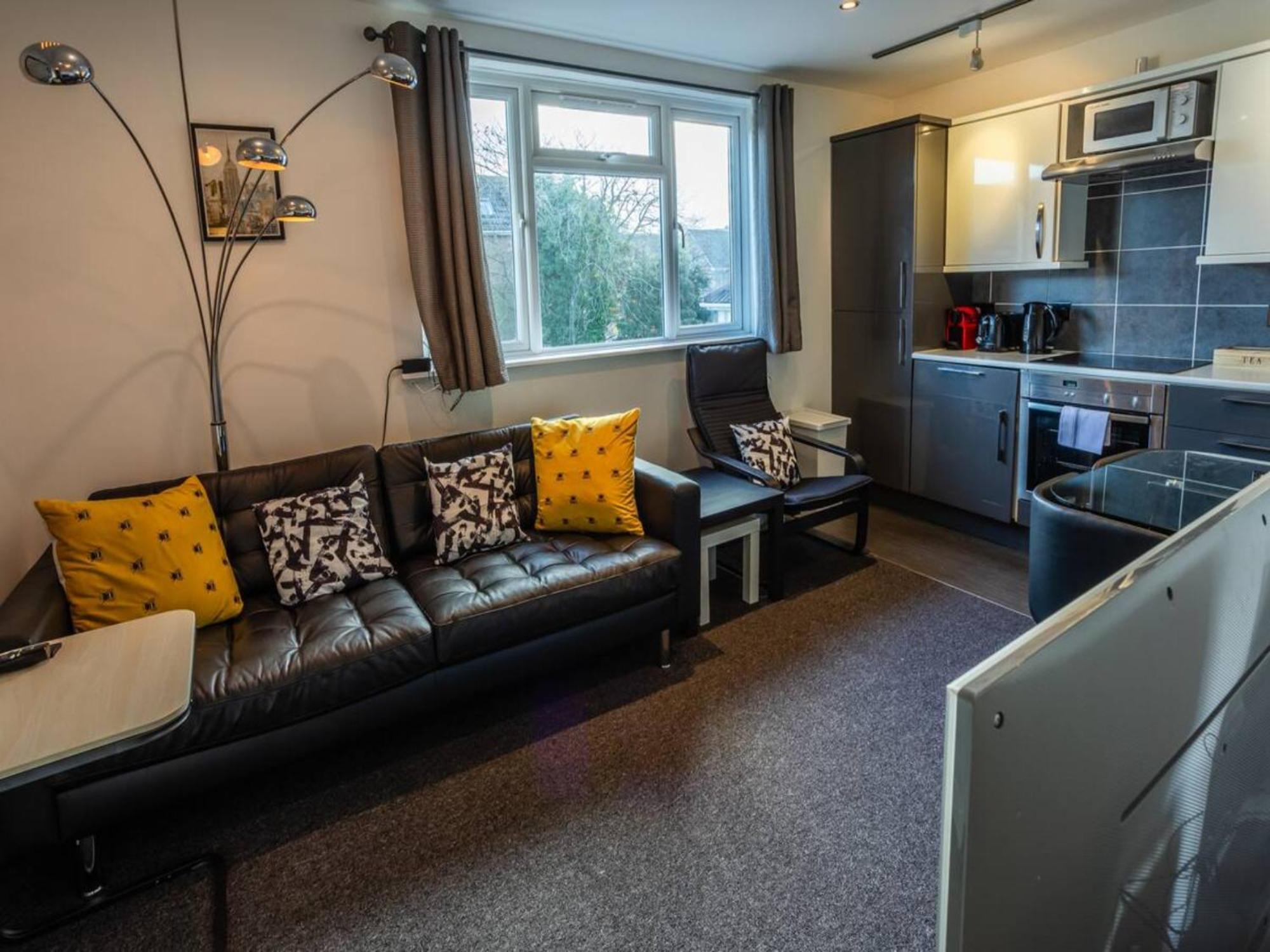 Newly Renovated Ideally Situated 2 Bedroom Flat Bournemouth Buitenkant foto
