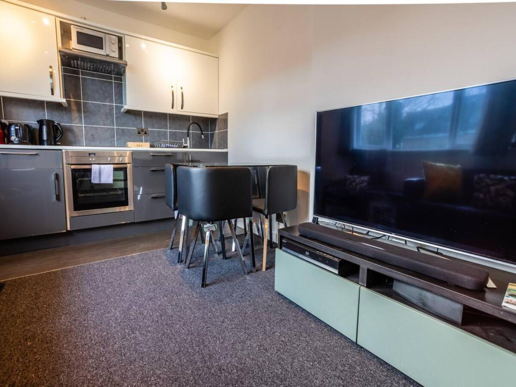 Newly Renovated Ideally Situated 2 Bedroom Flat Bournemouth Buitenkant foto