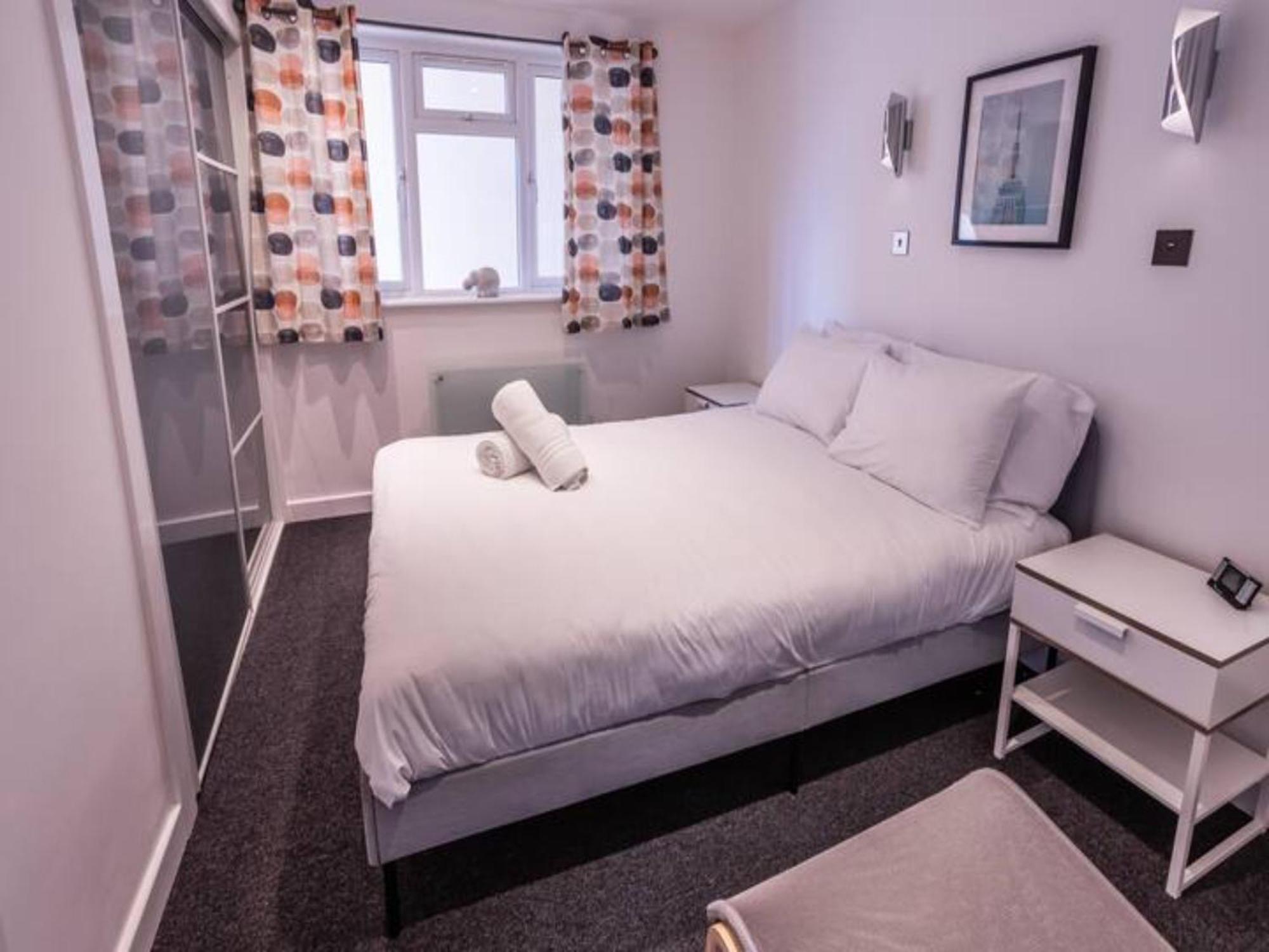 Newly Renovated Ideally Situated 2 Bedroom Flat Bournemouth Buitenkant foto