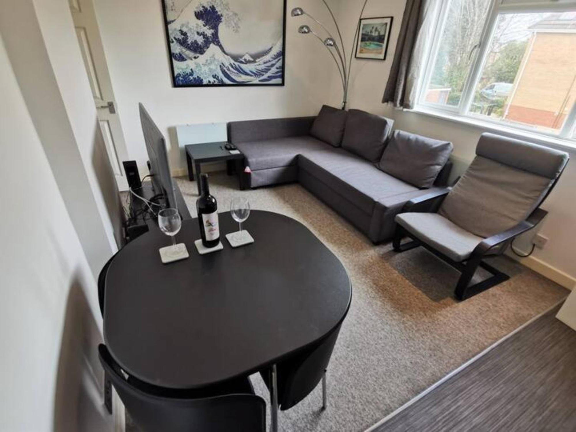 Newly Renovated Ideally Situated 2 Bedroom Flat Bournemouth Buitenkant foto