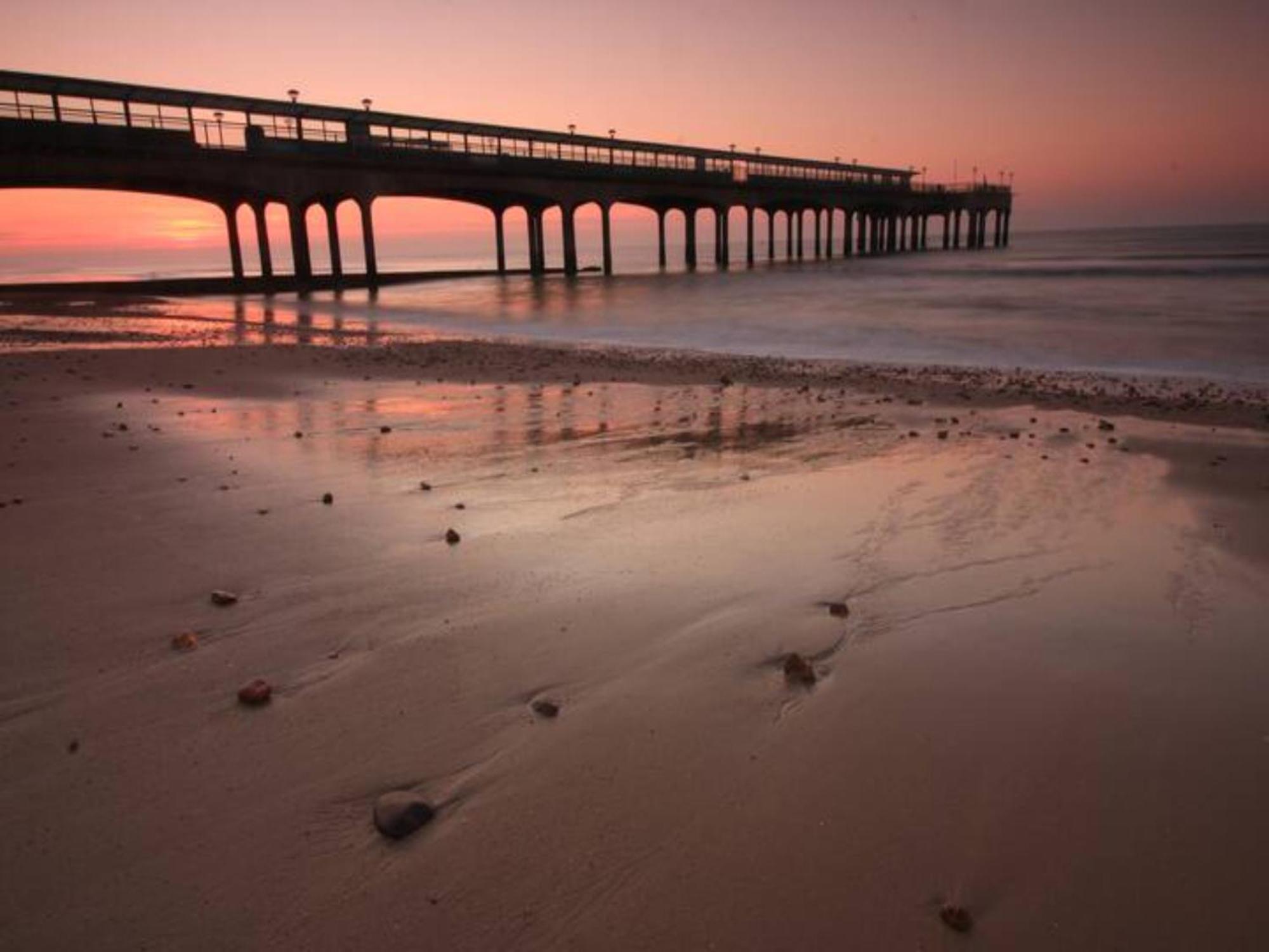 Newly Renovated Ideally Situated 2 Bedroom Flat Bournemouth Buitenkant foto