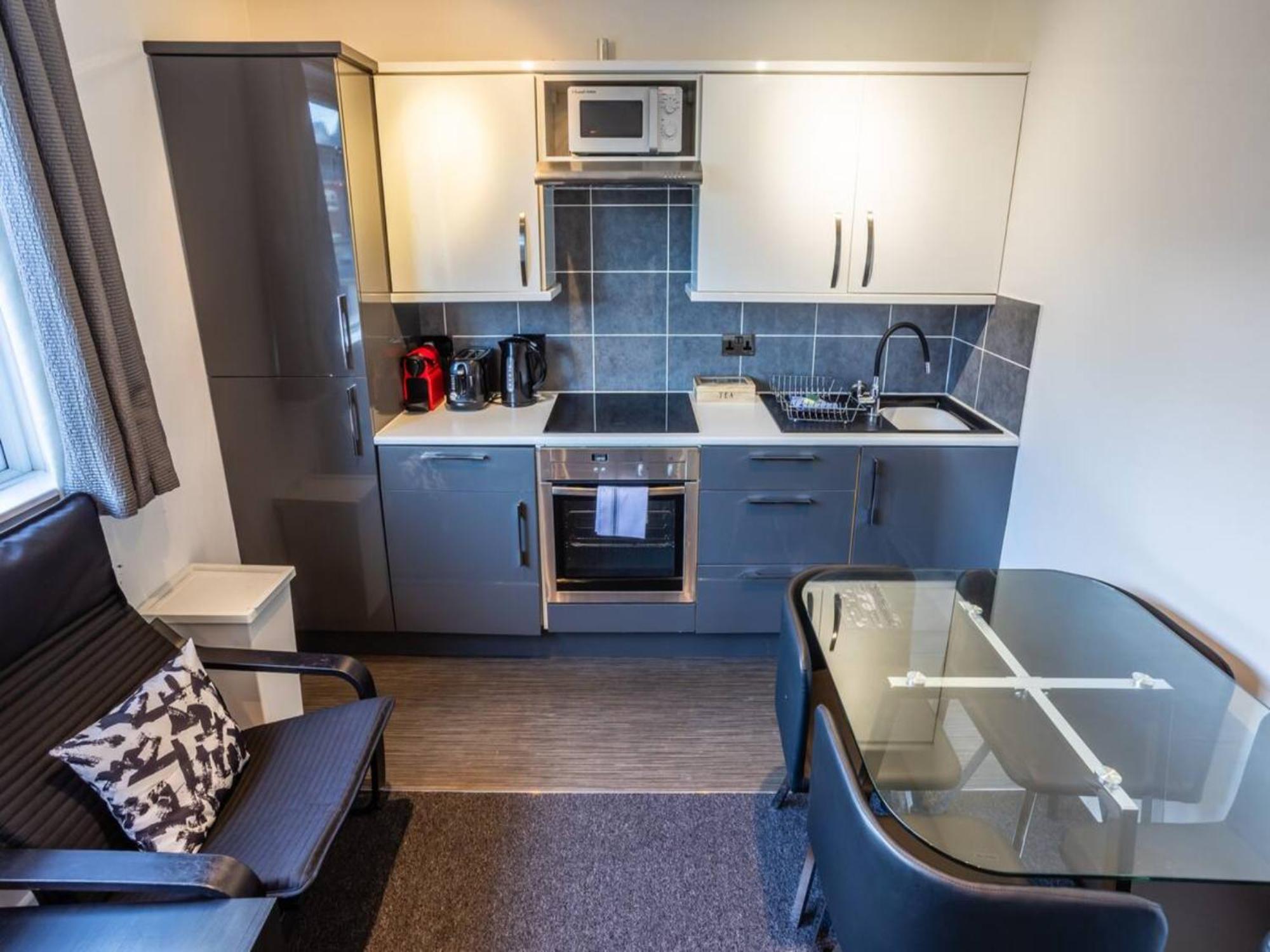 Newly Renovated Ideally Situated 2 Bedroom Flat Bournemouth Buitenkant foto